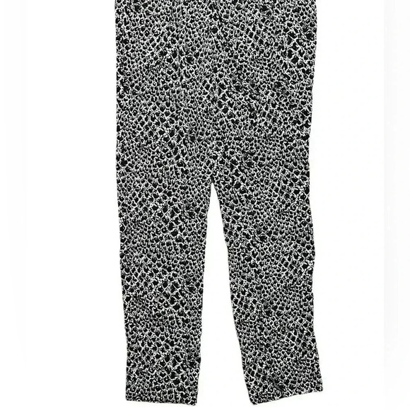 Diane Von Furstenberg Sleeveless JUMPSUIT Silk SIZE 4 BLACK White - Picture 3 of 8